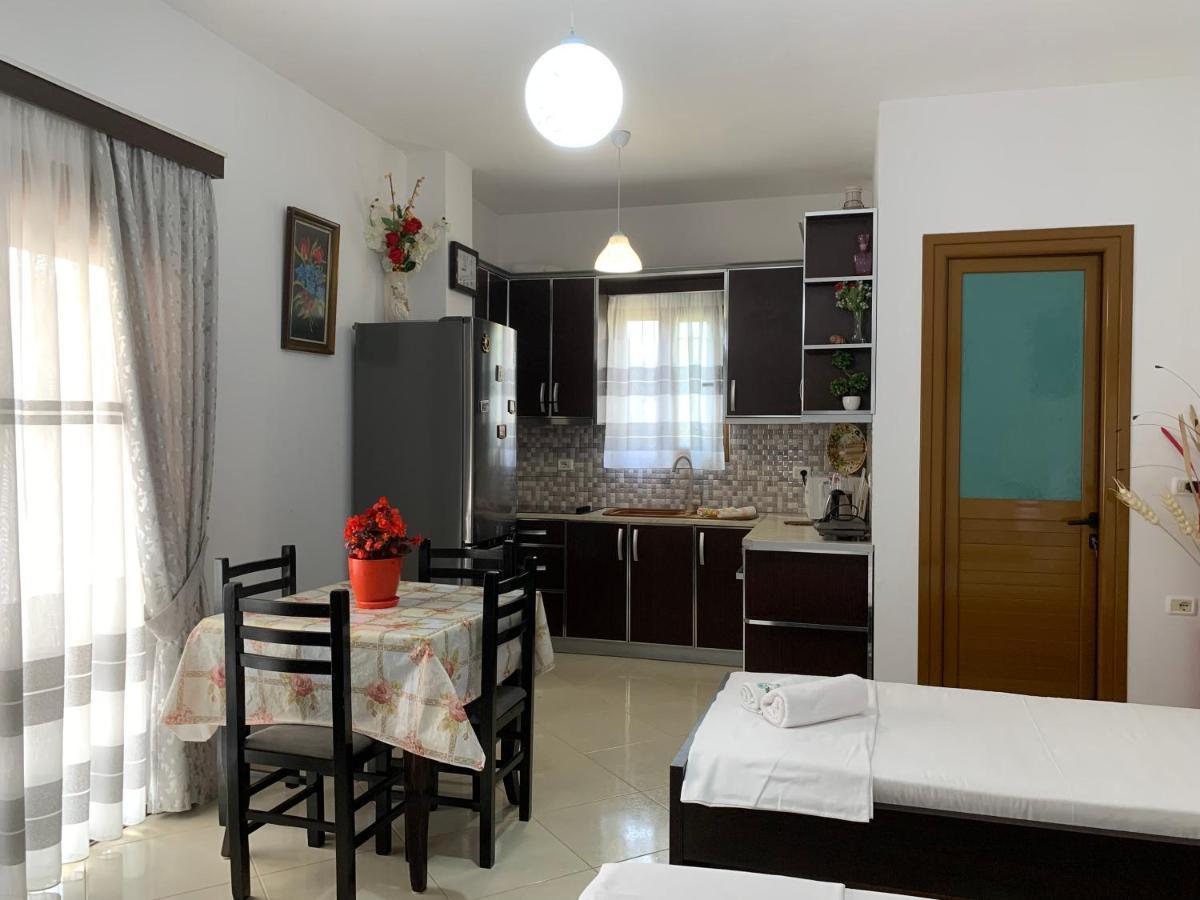 Guesthouse Jasmine Ksamil Kültér fotó